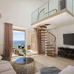 Luxury Seafront Castello With Heated Pool & Villa *