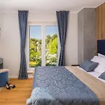 Luxury Seafront Castello With Heated Pool & Villa Rogoznica (Sibenik-Knin)