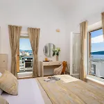 Villa Luxury Seafront Castello With Heated Pool &
