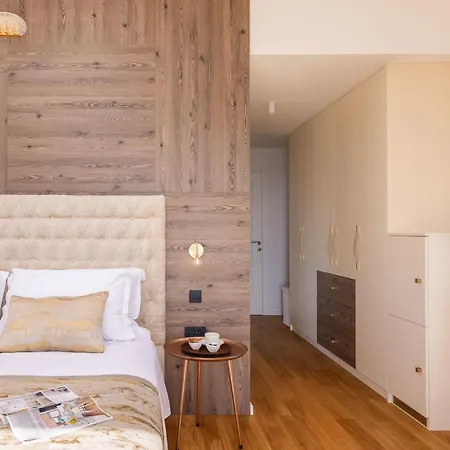 וילה Luxury Seafront Castello With Heated Pool &
