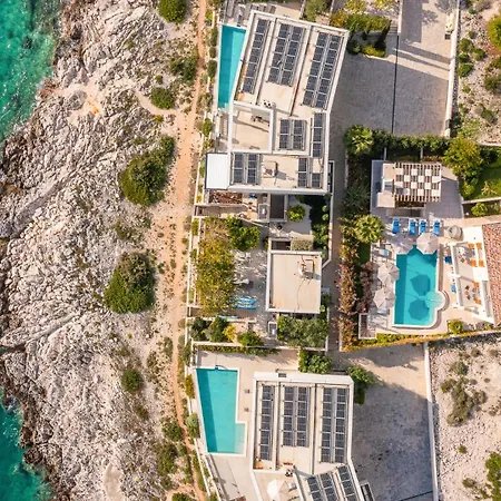 Seaside Luxury Villa Castello Rogoznica Heated Pool, Sauna, Gym & Jacuzzi
