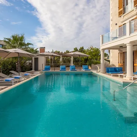 Seaside Luxury Villa Castello Rogoznica Heated Pool, Sauna, Gym & Jacuzzi