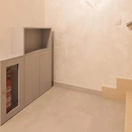 Seaside Luxury Castello Heated Pool, Sauna, Gym & Jacuzzi Villa Rogoznica (Sibenik-Knin)