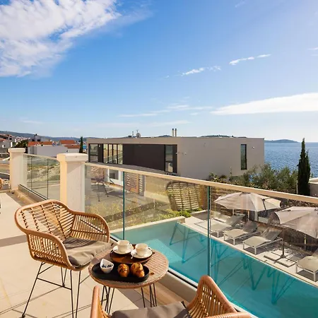 Seaside Luxury Villa Castello Rogoznica Heated Pool, Sauna, Gym & Jacuzzi *
