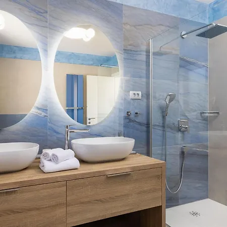 Seaside Luxury Castello Heated Pool, Sauna, Gym & Jacuzzi Rogoznica (Sibenik-Knin)