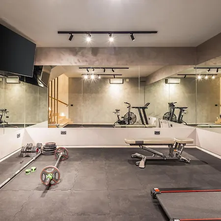 Villa Seaside Luxury Castello Heated Pool, Sauna, Gym & Jacuzzi