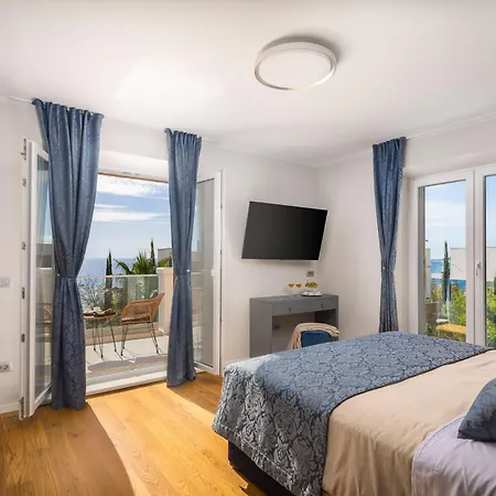Seaside Luxury Villa Castello Rogoznica Heated Pool, Sauna, Gym & Jacuzzi Rogoznica (Sibenik-Knin)