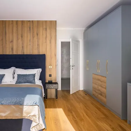 Seaside Luxury Castello Heated Pool, Sauna, Gym & Jacuzzi Villa Rogoznica (Sibenik-Knin)