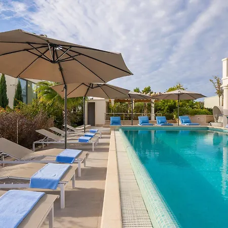 וילה Luxury Seafront Castello With Heated Pool & *