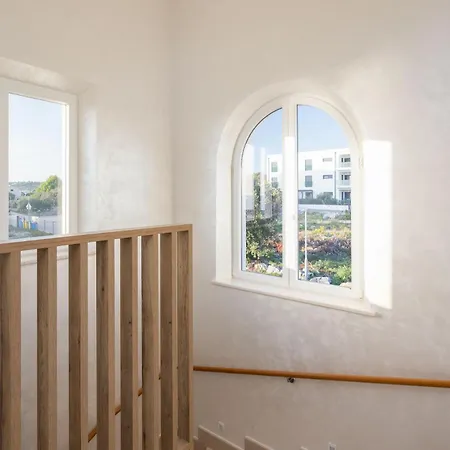 Seaside Luxury Castello Heated Pool, Sauna, Gym & Jacuzzi