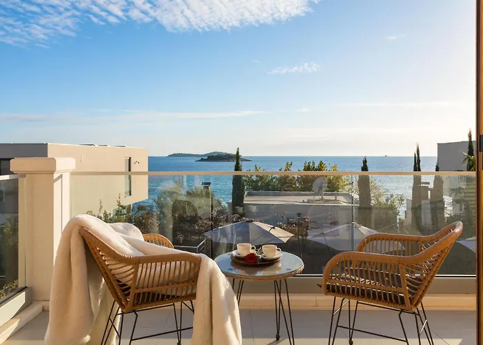 Seaside Luxury Castello Heated Pool, Sauna, Gym & Jacuzzi Rogoznica (Sibenik-Knin)