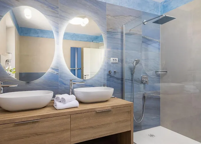 Seaside Luxury Castello Heated Pool, Sauna, Gym & Jacuzzi Rogoznica (Sibenik-Knin)