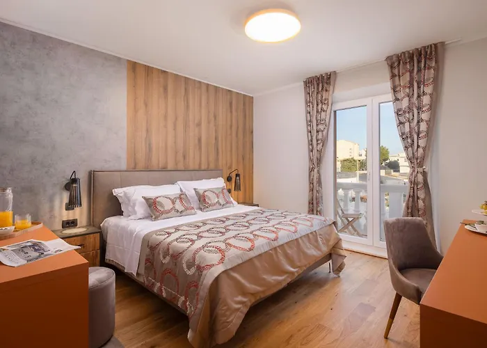 Vila Seaside Luxury Castello Heated Pool, Sauna, Gym & Jacuzzi *